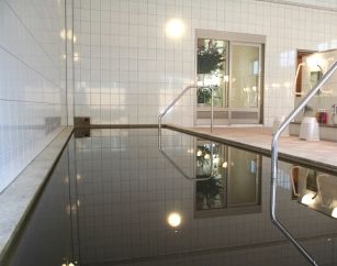 『天然温泉リゾート美人の湯 カーニバルヒルズ』レンタルタオルセット割引